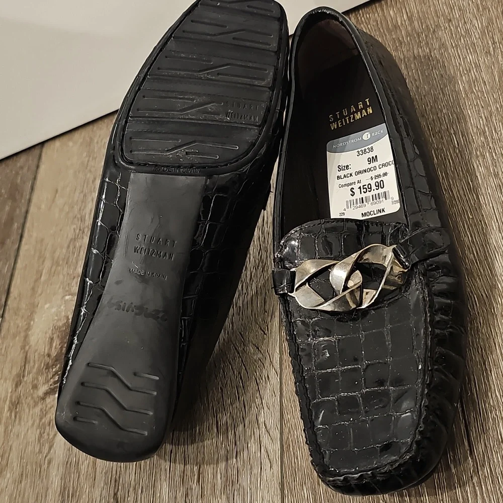 [NEW] STUART WEITZMAN Crocodile Loafers in Black Patent Leather NWT